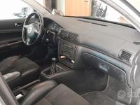 Usata VW Passat 115 CV (84 kW) 2000 Grigio Station wagon