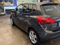Usata Kia Venga 90 CV (66 kW) 2013 Grigio Utilitaria
