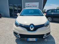 Usata Renault Captur 90 CV (66 kW) 2014 Beige SUV
