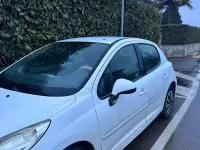 Usata Peugeot 207 73 CV (53 kW) 2012 Bianco Berlina