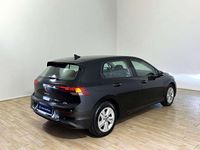 Usata VW Golf VIII Life 110 CV (80 kW) 2021 Deep black Utilitaria