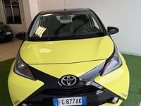 Usata Toyota Aygo X-play 69 CV (50 kW) 2017 Giallo Utilitaria