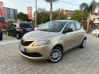 Usata Lancia Ypsilon Gold 95 CV (69 kW) 2018 Beige Utilitaria
