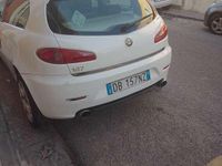 Usata Alfa Romeo 147 Exclusive 120 CV (88 kW) 2006 Bianco Utilitaria