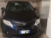 usata Lancia Ypsilon 0.9 t.air Gold ecochic metano 80cv my16