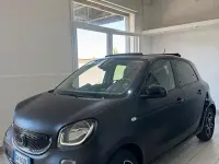 Usata Smart ForFour Prime 71 CV (52 kW) 2016 Nero Utilitaria