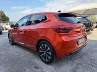 Usata Renault Clio V Evolution 145 CV (106 kW) 2023 Arancione Berlina