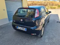 Usata Fiat Punto 77 CV (56 kW) 2014 Bluazzurro Utilitaria