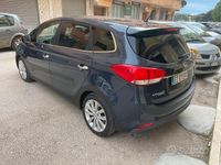 Usata Kia Carens 2015 Blu Monovolume