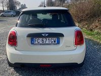 Usata Mini ONE 75 CV (55 kW) 2016 Utilitaria