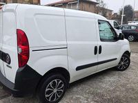 Usata Fiat Doblò Business 95 CV (69 kW) 2021 Bianco / pastello Monovolume