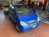 Usata Mercedes A140 82 CV (60 kW) 2001 Bluazzurro Utilitaria