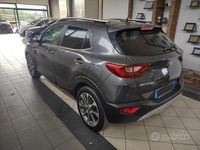 Usata Kia Stonic 100 CV (73 kW) 2018 Grigio SUV