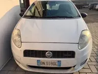 Usata Fiat Grande Punto 131 CV (96 kW) 2008 Bianco Utilitaria