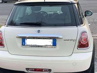 Usata Mini Cooper D 111 CV (81 kW) 2011 Bianco Utilitaria