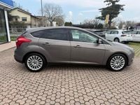 Usata Ford Focus 116 CV (85 kW) 2011 Marrone Berlina