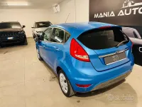 Gebraucht Ford Fiesta Titanium 82 PS (60 kW) 2010 Blau Limousine