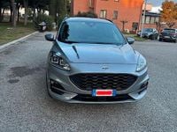 Usata Ford Kuga 120 CV (88 kW) 2023 Grigio SUV