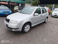 Usata Skoda Fabia Comfort 68 CV (50 kW) 2001 Argento Berlina