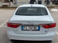 Usata Jaguar XF Portfolio 163 CV (119 kW) 2015 Bianco Berlina