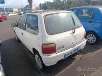 Usata Suzuki Alto 54 CV (39 kW) 2000 Bianco Utilitaria