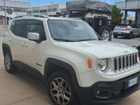 Usata Jeep Renegade Limited 140 CV (102 kW) 2016 Bianco SUV