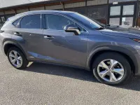 Usata Lexus NX300h 155 CV (114 kW) 2017 Grigio SUV