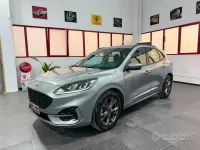 Usata Ford Kuga ST-Line 120 CV (88 kW) 2022 Grigio SUV
