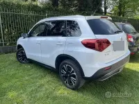 Usata Suzuki Vitara 140 CV (102 kW) 2019 Bianco SUV