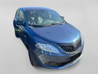 Usata Lancia Ypsilon Silver 70 CV (51 kW) 2023 Blu Utilitaria