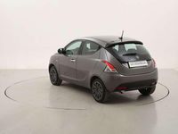 Usata Lancia Ypsilon Silver 69 CV (50 kW) 2023 Grigio Utilitaria