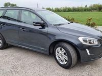 Usata Volvo XC60 R-Design 150 CV (110 kW) 2016 Grigio SUV