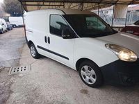 Usata Opel Combo 90 CV (66 kW) 2012 Bianco Monovolume
