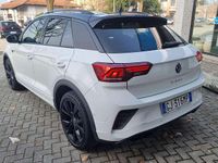 Usata VW T-Roc R-line 150 CV (110 kW) 2022 Pure white / nero SUV
