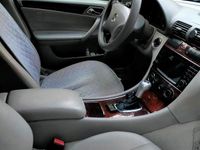 Usata Mercedes C220 150 CV (110 kW) 2007 Blu Station wagon