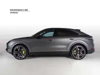 Usata Porsche Cayenne Coupe 340 CV (250 kW) 2022 Grigio SUV