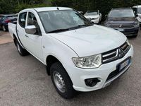 Usata Mitsubishi L200 Invite 136 CV (100 kW) 2016 Bianco Pick-up