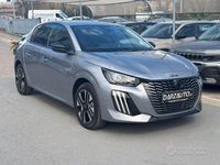 Usata Peugeot 208 Allure Turbo 101 CV (74 kW) 2025 Grigio selenium metallizzato Utilitaria