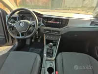 Usata VW Polo 95 CV (69 kW) 2019 Grigio Utilitaria