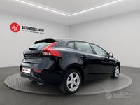 Usado Volvo V40 Business Edition 120 CV (88 kW) 2018 Negro Berlina