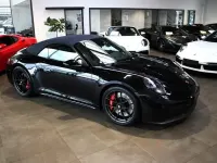 Usata Porsche 992 541 CV (397 kW) 2025 Nero metallizzato Cabrio