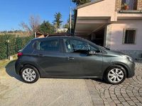 Usata Peugeot 208 75 CV (55 kW) 2017 Grigio Utilitaria
