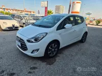Usata Hyundai ix20 Comfort 90 CV (66 kW) 2015 Bianco Utilitaria