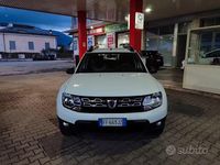 Usata Dacia Duster 90 CV (66 kW) 2016 Bianco SUV