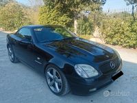 Usata Mercedes SLK230 193 CV (141 kW) 1998 Nero Cabrio