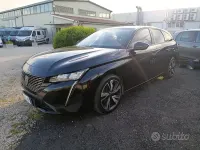 Usata Peugeot 308 SW Allure 130 CV (95 kW) 2022 Nero Station wagon