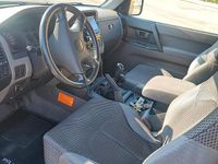 Usado Mitsubishi Pajero 100 CV (73 kW) 2000 Verde SUV