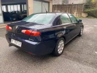 Begagnad Alfa Romeo 166 Distinctive 155 HK (114 kW) 1999 Svart Sedan