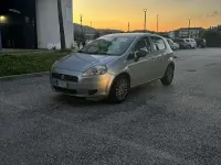 Usata Fiat Grande Punto Dynamic 77 CV (56 kW) 2010 Utilitaria