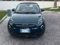 Usata Fiat 500e La Prima 42 kW (58 CV) 2022 Blu Cabrio
